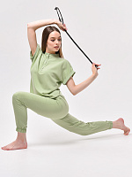 Медицинский костюм в спортивном стиле (св. зеленый)
