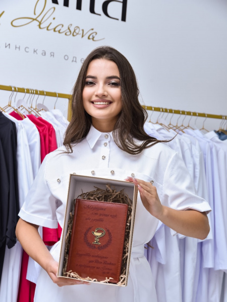 Подарочный бокс с кожаным блокнотом